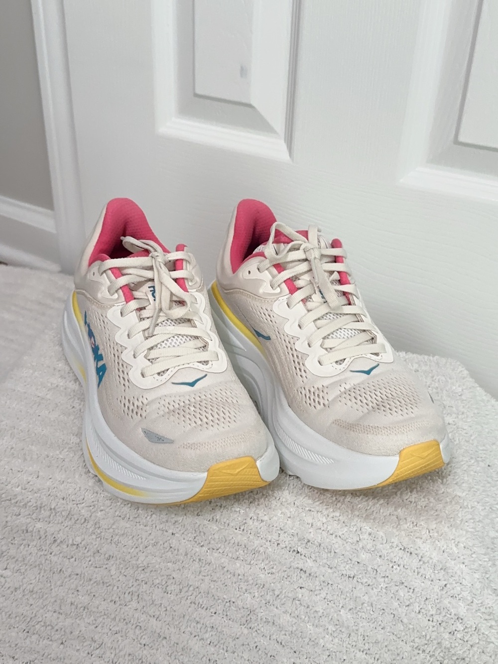 Hoka Women's Bondi 9 Running Shoes — Cream with Pink, Yellow & Teal Accents - Picture 3 of 16